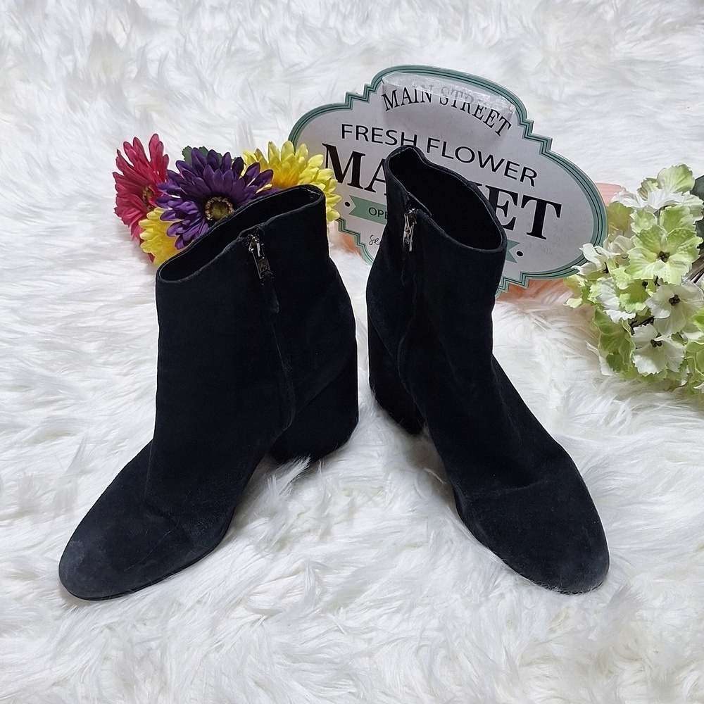 Sam Edelmon 9.5 suede black ankle boots